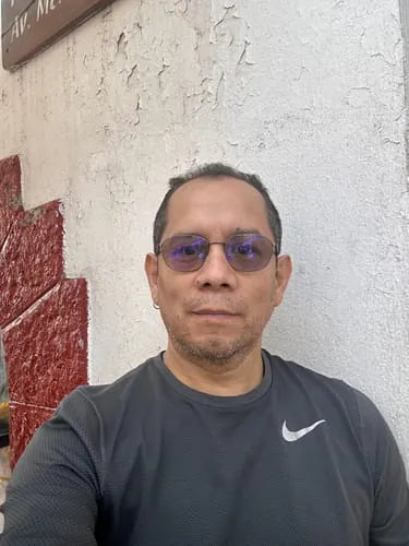 Gabriel V.